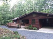La La's Cabin Hot Tub Secluded Small Dog Friendly